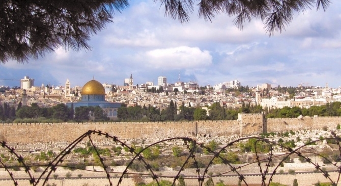 Израел обяви че е започнал изграждането на нова стена по