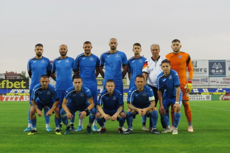 Левски Лом и Етър 2 Велико Търново завършиха 1 1 в