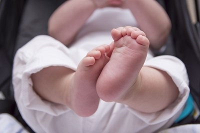 35 годишна италианка има седеммесечно бебе от 15 годишното дете на приятелката