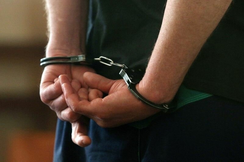 Задържаха 28 годишен мъж с наркотици в района на училище И С Тургенев в