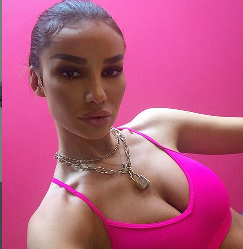 На розовото залага един от най популярните модели на Острова Руби