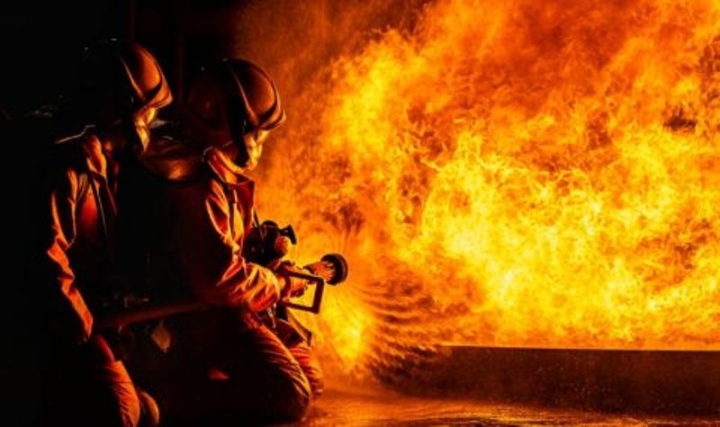 Горещо започва юли за пловдивските пожарникари Жегата е разпалила повече от 25 пожара в региона