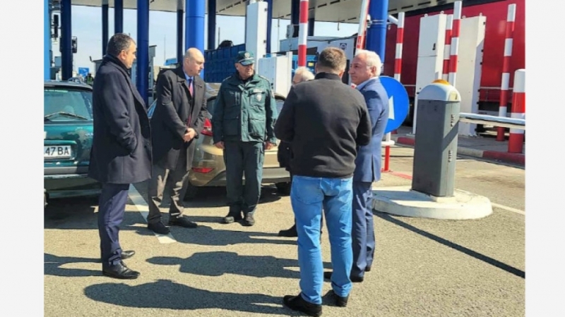 Обсъждат облекчаването на тежкотоварния трафик по Е-79 във Видин