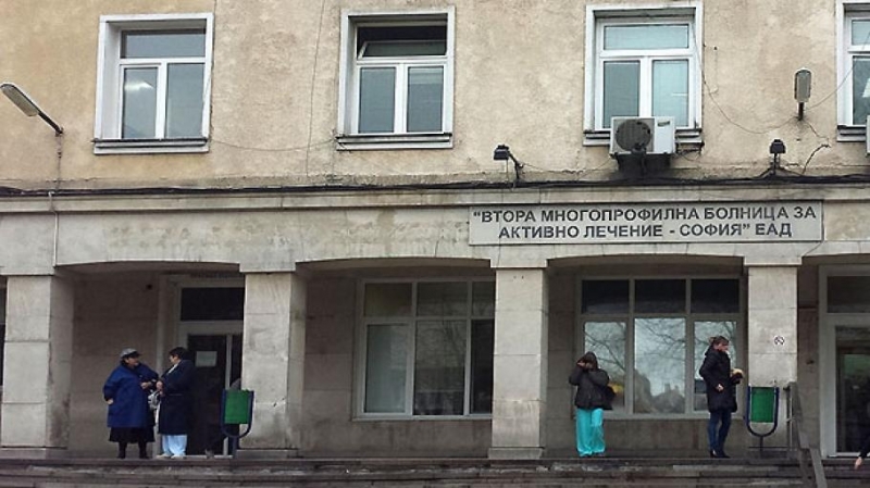 Днес двама оздравели пациенти от COVID 19 ще бъдат изписани от