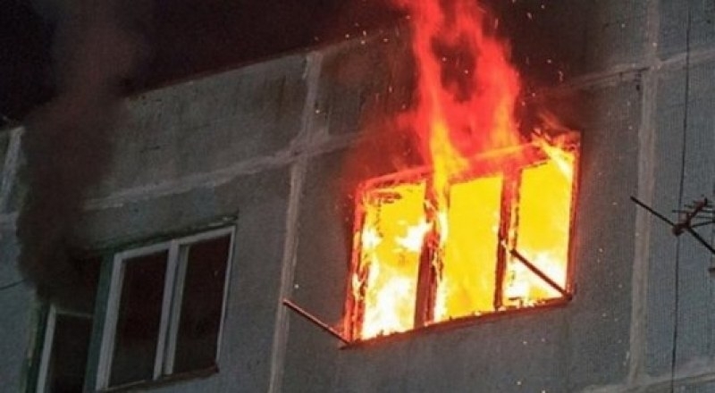 Възрастен мъж загуби живота си при пожар възникнал в дома му