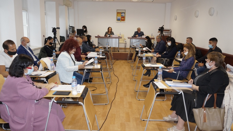Общинският съвет ОбС прие вътрешни компенсирани промени в капиталовите разходи