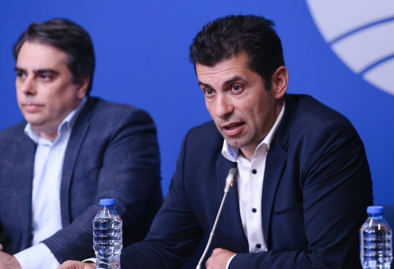 Позицията на президента Радев е позорна ние не сме васали