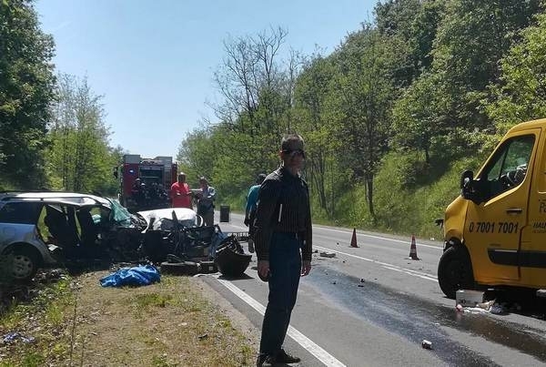 35 годишен бургазлия влетя с колата си в насрещното движение на