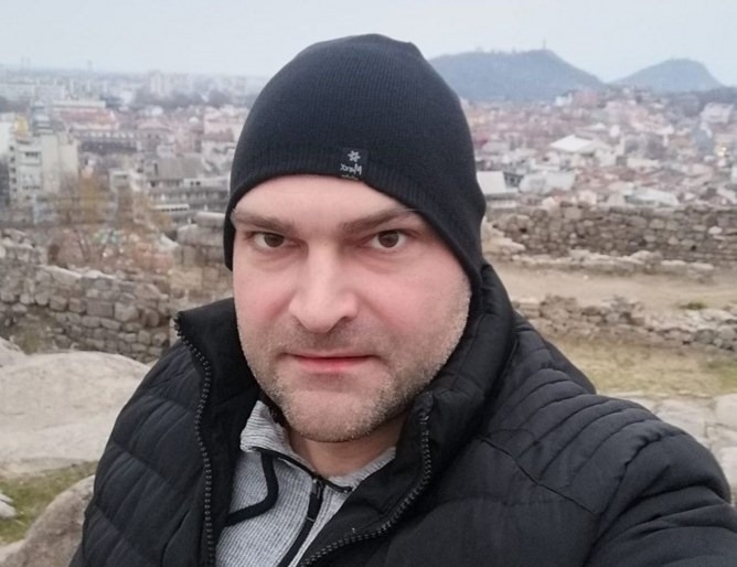 Огромна трагедия! Лекар от Монтана без придружаващи заболявания загуби битката с COVID-19 в Пловдив /снимка/