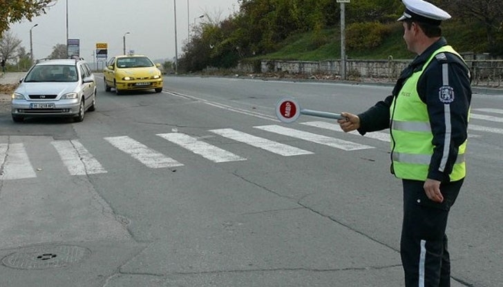 Мъж без шофьорска книжка е заловен да управлява Ауди в