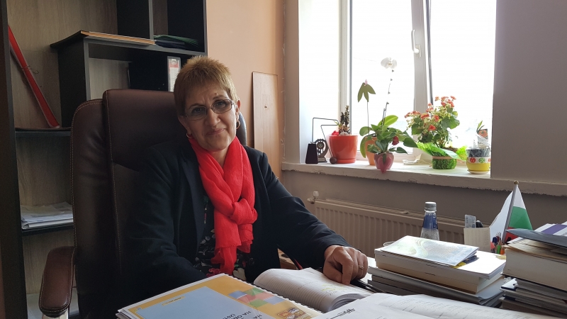 Секретарят на община Мездра Севдалина Джамбазка бе избрана за член
