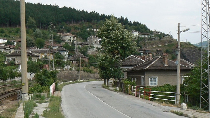 Кметът на най голямото мездренско село Зверино Стоян Петров обяви в