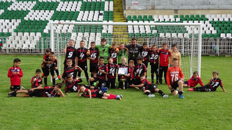 ОФК Локомотив Мездра стана победител в първото издание на Детския