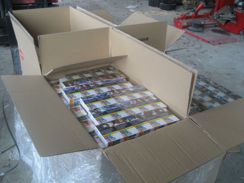 Митнически служители задържаха в рамките на десет дни 479 980