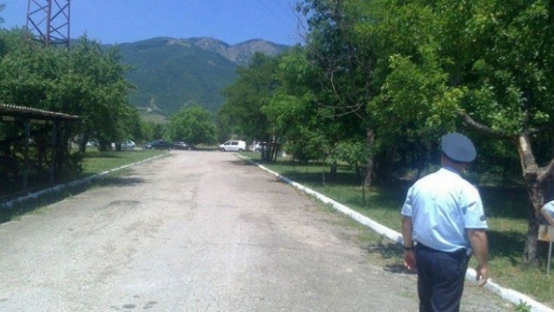 Пенсионер от Сопот се е обесил вчера тялото му било