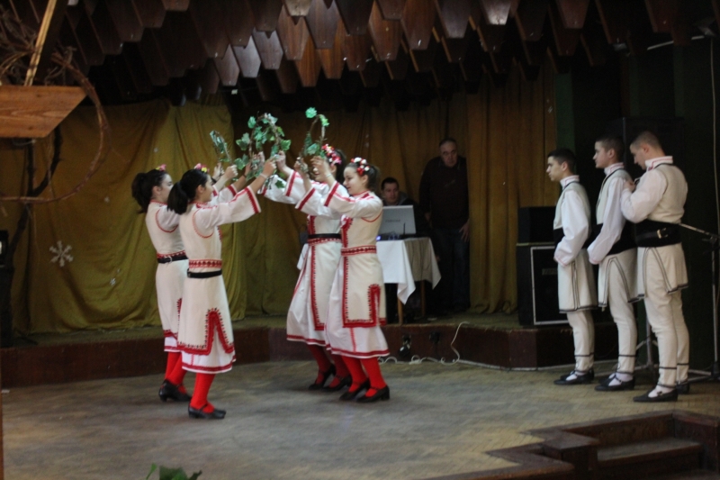 Празникът на любовта и виното бе почетен вчера в Бяла