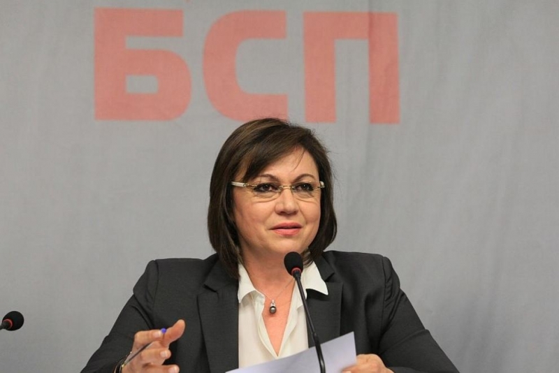 Корнелия Нинова: Борисов сменя гумите, но двигателят му вече не работи