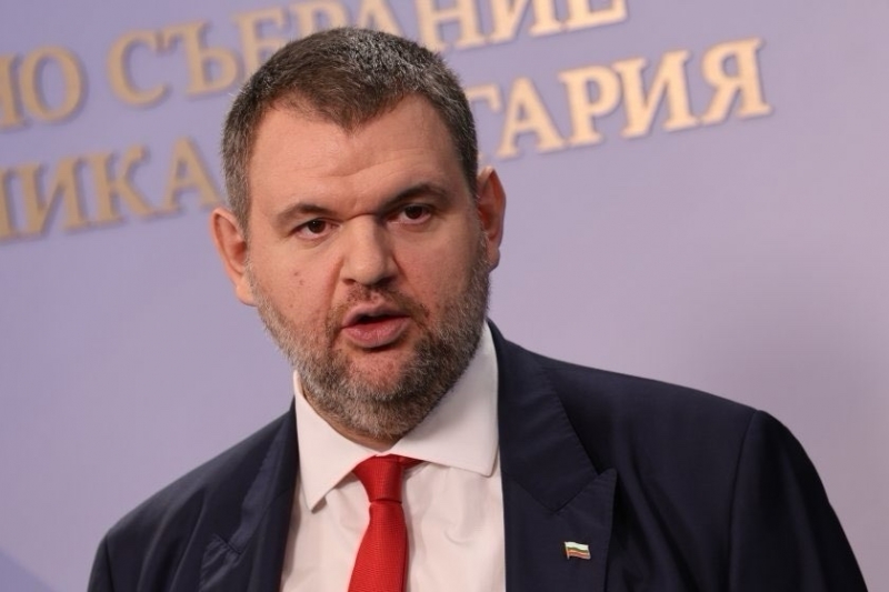 Областните управители на Пеевски се саморазобличиха