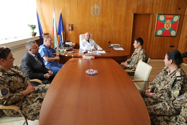 19 ият военномедицински екип се завърна от 4 месечна мисия в Мали с