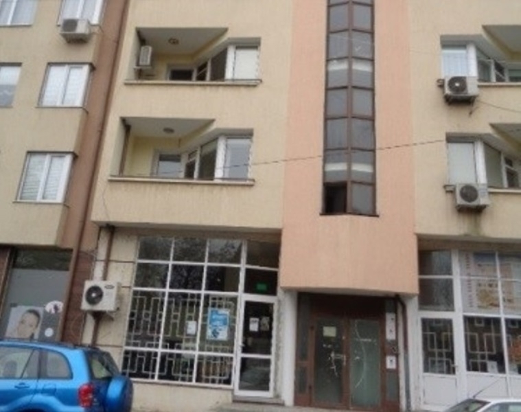 Частен съдебен изпълнител сложи на тезгяха голям мезонет във Видин