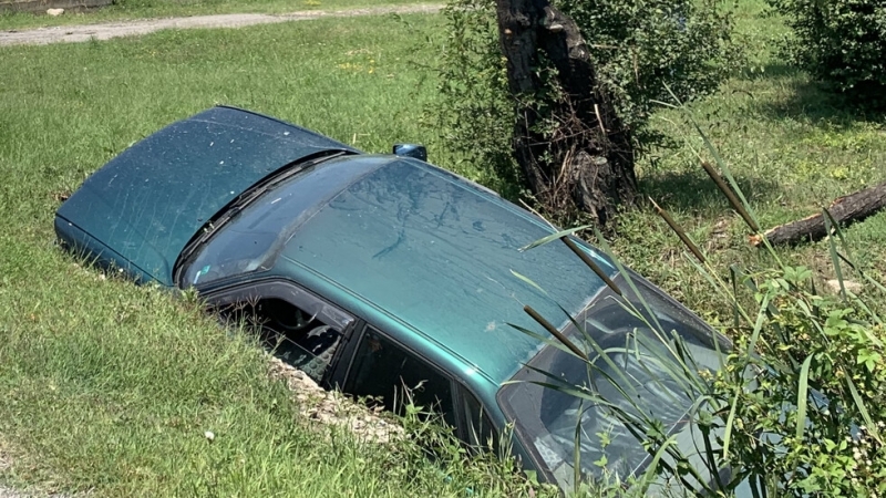 Столичен шофьор изпрати колата си в канавката При пътно транспортното произшествие