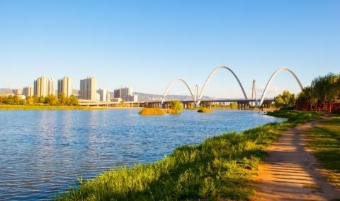 Кризата завари много строителни предприемачи в крачка Все още виждаме