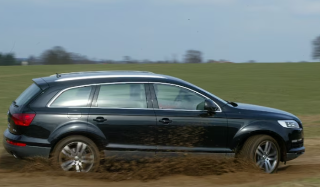 Хванаха надрусан мъж зад волана на софийско Q7 във Видин