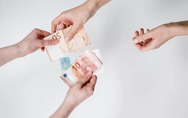 Националните централни банки на 20 те държави членки от еврозоната