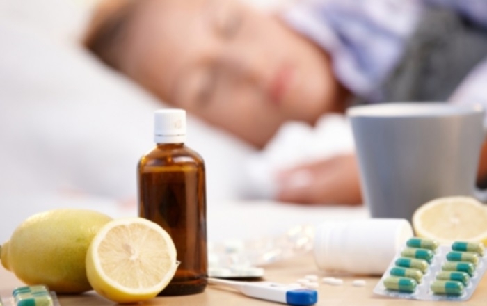 COVID-19 намалява, грипът бавно настъпва - ето кога се очаква пикът