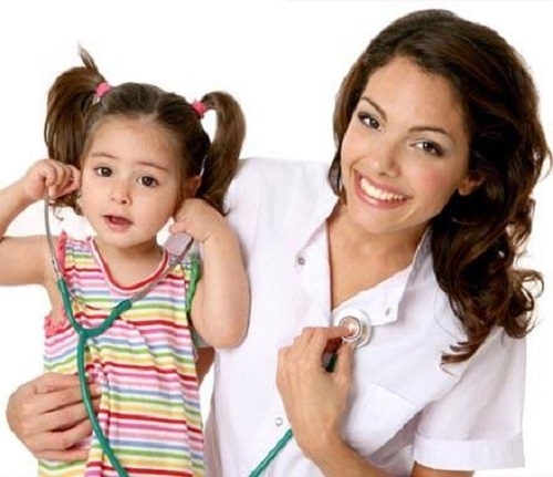 Община Враца осигури допълнително възнаграждение за медицинските специалисти в детските градини и училища