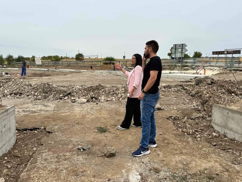 Кметът на община Мизия Валя Берчева инспектира обекти в селата