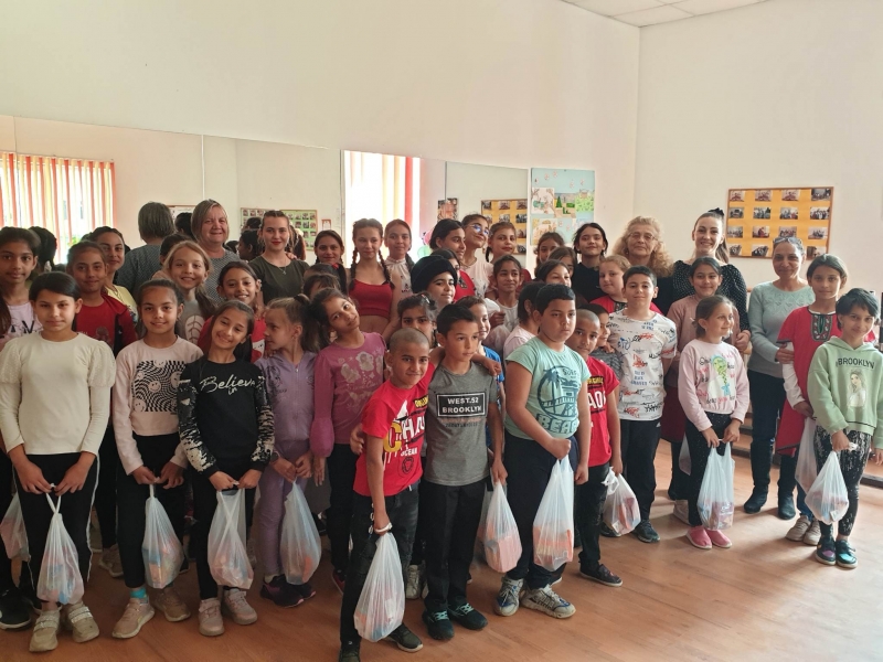 В ранния следобед децата от ЦПЛР Маша Белмустакова в Борован