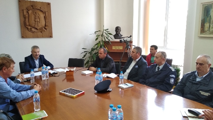 Няма да правим компромиси на неправилно спрелите автомобили В Монтана ще има ред