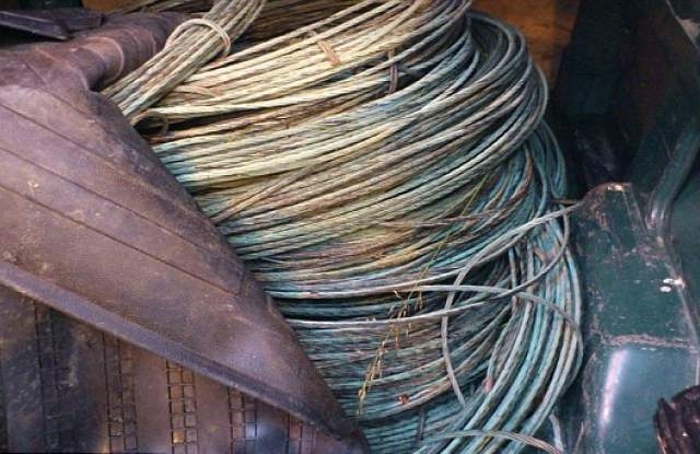 Полицаи са заловили 13 годишен крадец във Вършец съобщиха от МВР Тази