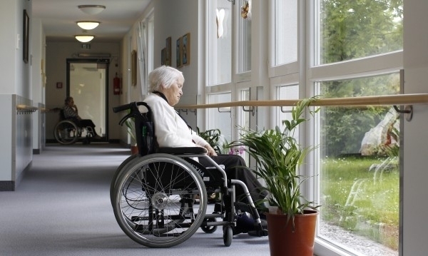 Предвижда се домът за възрастни хора с умствена изостаналост във