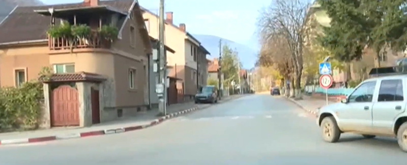 Изнервени шофьори и объркан график на обществения транспорт заради натоварения