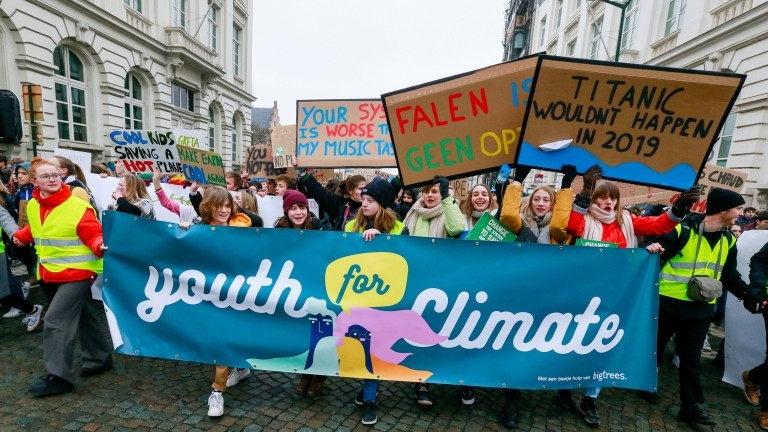 Хиляди ученици се събраха в германския град Хамбург като част