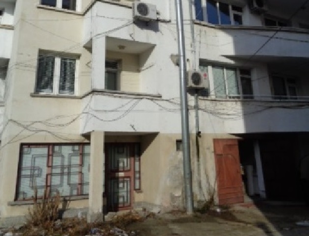 Частен съдебен изпълнител е обявил за публична продан офис във