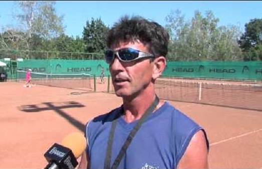Треньорът по тенис на корт във Враца Пламен Тушлеков е