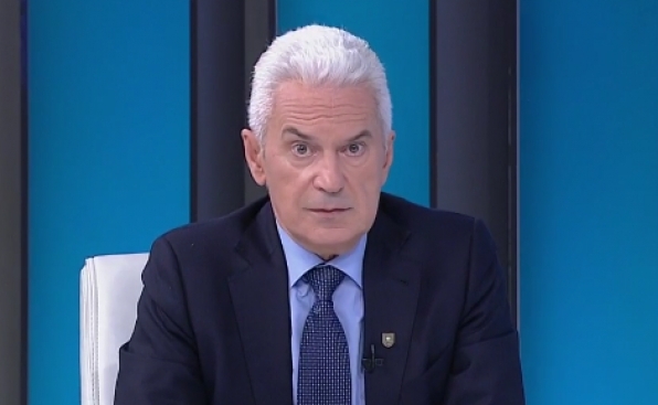 Симеонов извършва разрушителни действия Не зная поради каква причина С