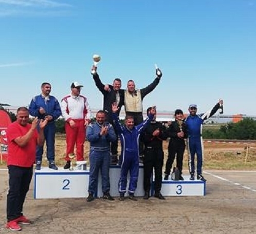 Трима пилоти на Старт М Криводол се качиха на почетната