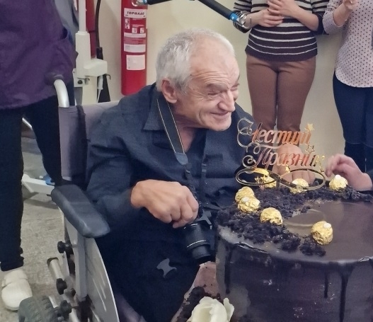 Днес почетният гражданин на Враца Тони Дуковски отпразнува 75 годишен