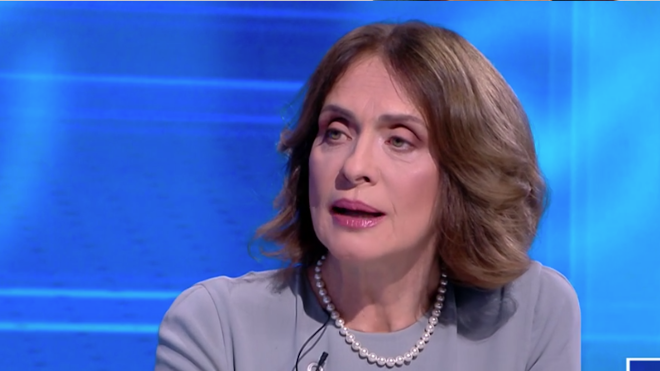 Русия продължава да се опитва и да влияе на политическата