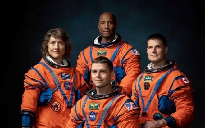 НАСА стартира процеса по изваждане на ракетата Space Launch System SLS