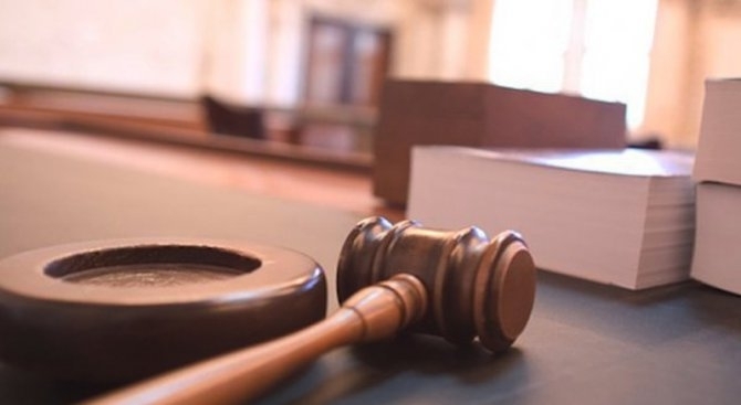 Софийският градски съд наложи мярка задържане под стража за двамата
