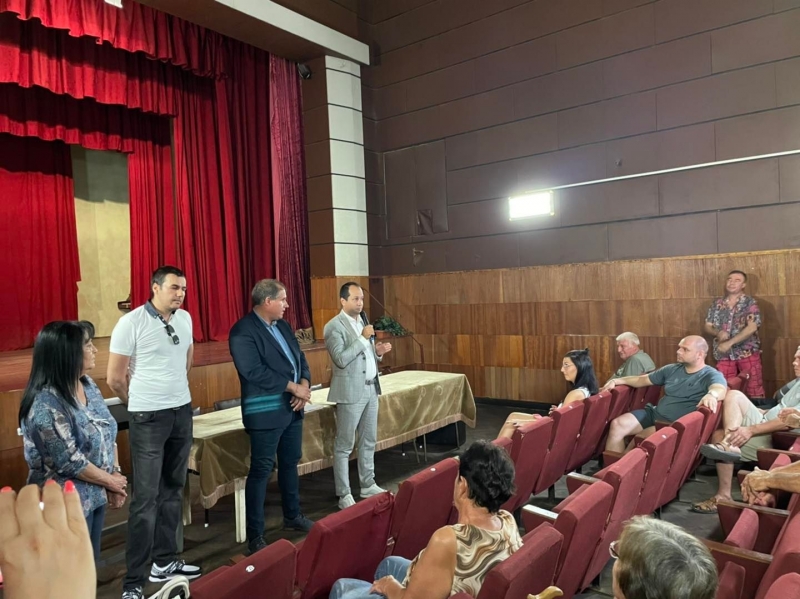 Кметът Калин Каменов проведе среща с жителите на квартал Бистрец