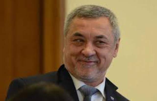 Лидерът на НФСБ и депутат от ПГ на Обединени патриоти