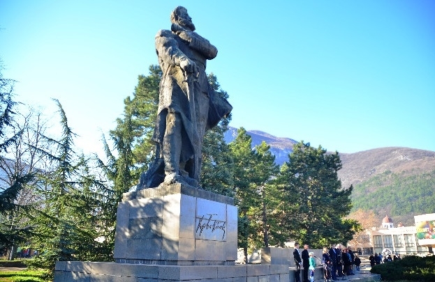 На 6 януари неделя се навършват 171 години от рождението