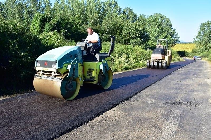Продължават дейностите по извършване на текущ ремонт на пътната мрежа