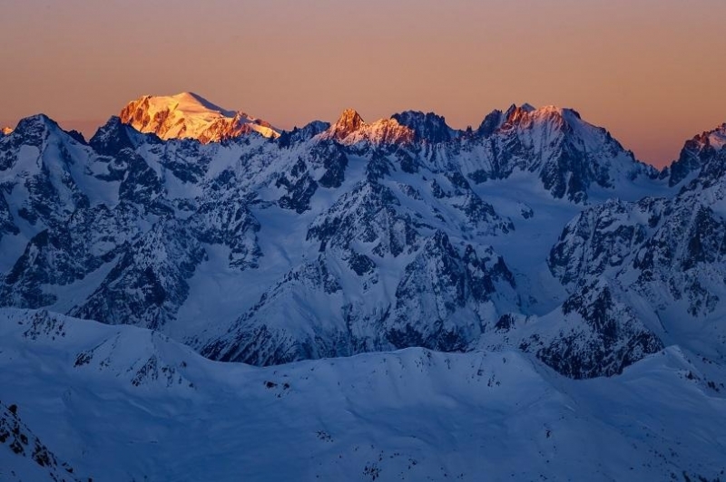 Двама германски алпинисти загинаха при изкачването на един от най високите